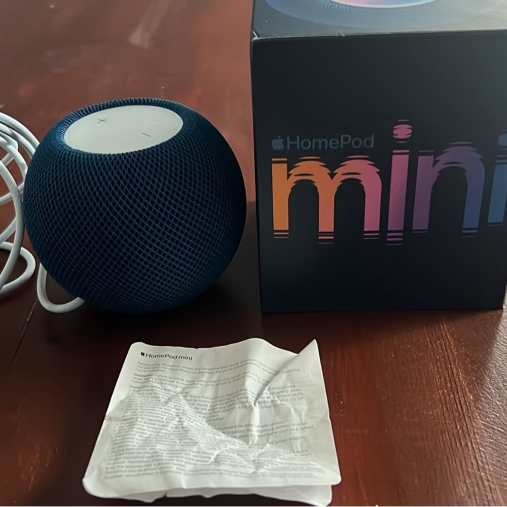 Apple HomePod Mini in Deep Blue